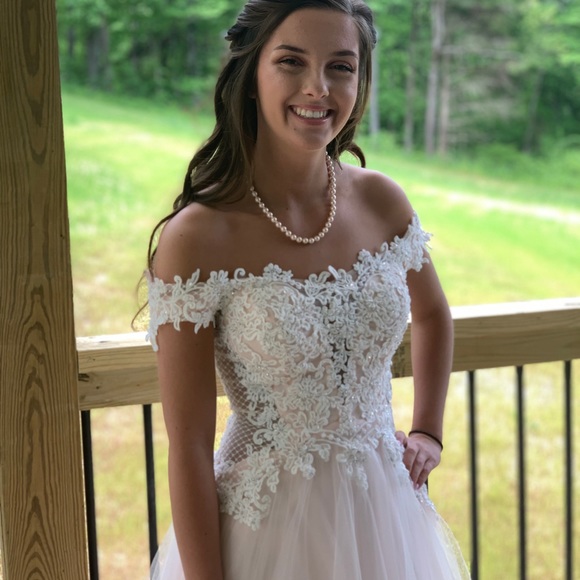 Alyce Paris Dresses & Skirts - Alyce Paris Prom Dress. Blush Color